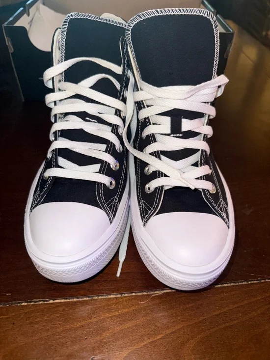 Converse Low Top Platform Sneakers - Black/White - Picture 3 of 6